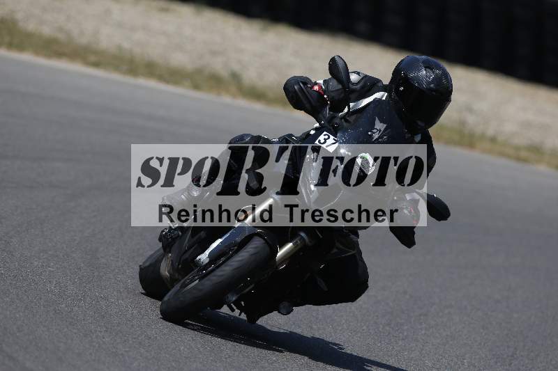 Archiv-2023/28 05.06.2023 Moto Club Anneau du Rhin/blanc-novice/37
